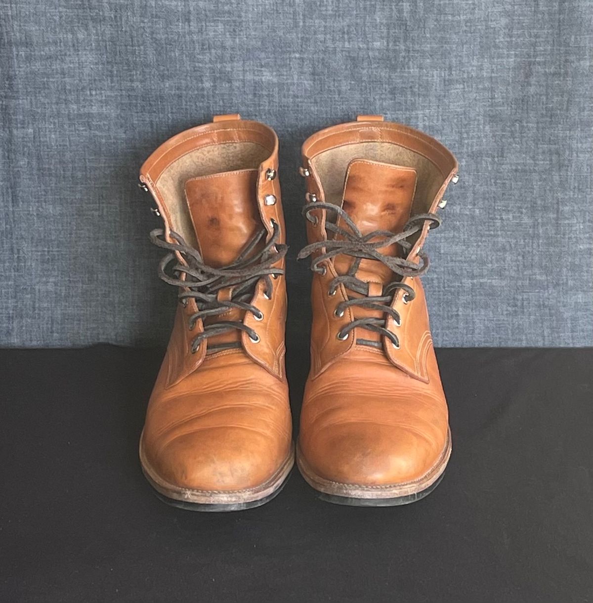 Photo by MMcC on April 4, 2025 of the Skuce Shoes 8" Derby Boot MTO in Horween Natural Dublin.