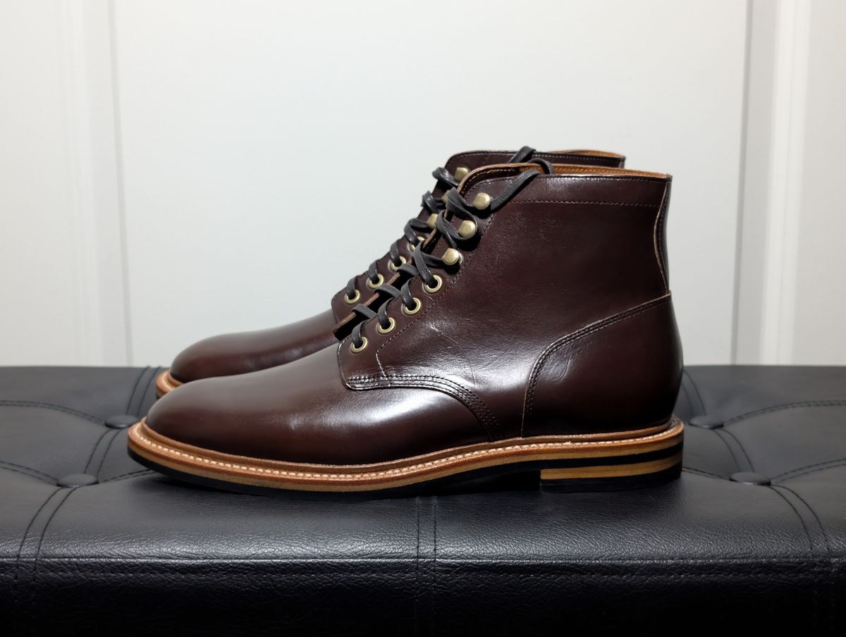 Photo by wistless on October 3, 2024 of the Grant Stone Diesel Boot in Horween Crimson Chromexcel.