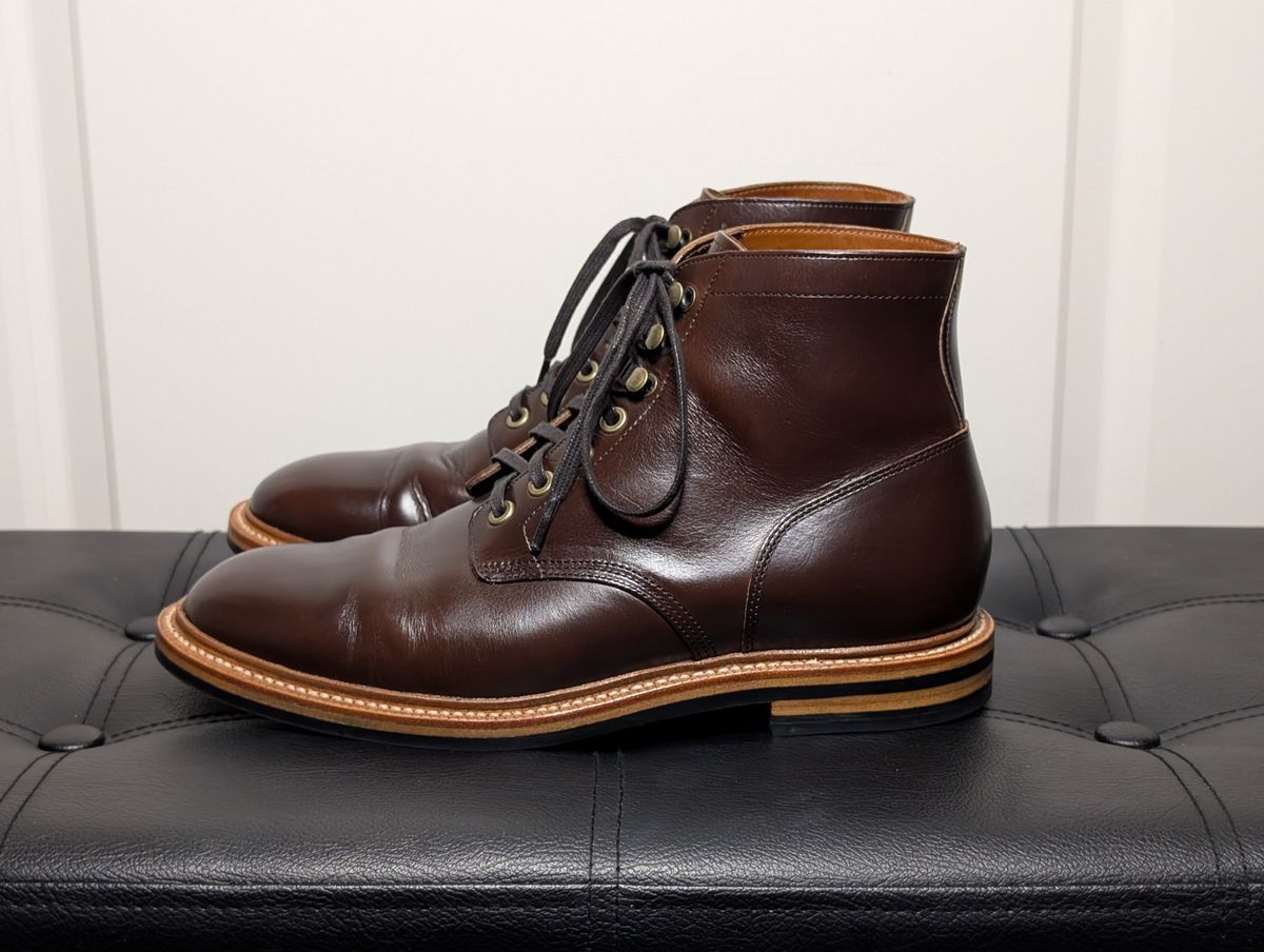 Photo by wistless on November 3, 2024 of the Grant Stone Diesel Boot in Horween Crimson Chromexcel.