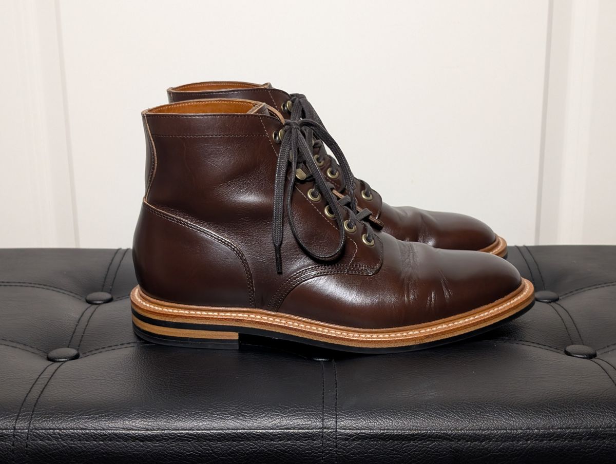 Photo by wistless on November 3, 2024 of the Grant Stone Diesel Boot in Horween Crimson Chromexcel.