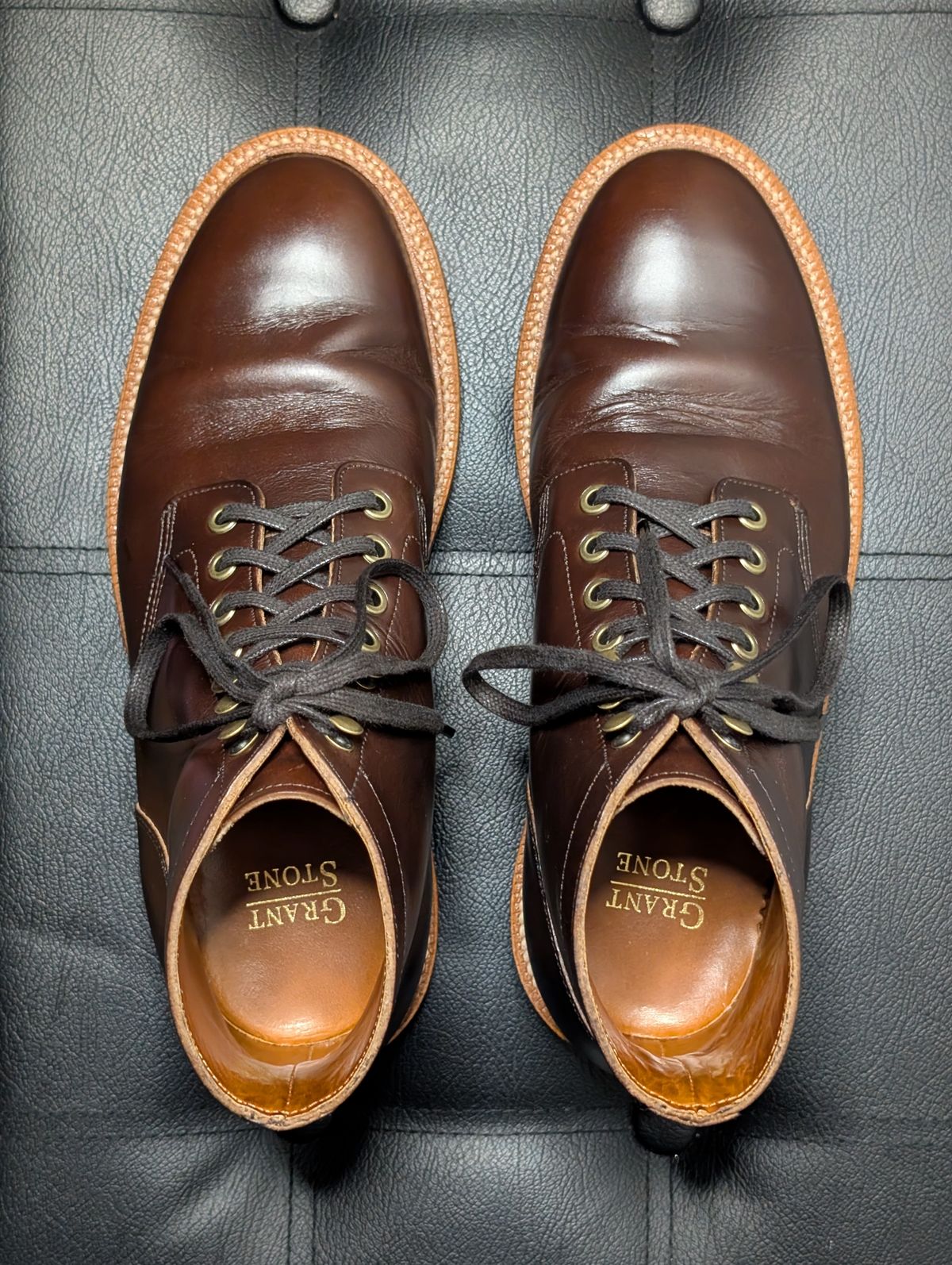 Photo by wistless on November 3, 2024 of the Grant Stone Diesel Boot in Horween Crimson Chromexcel.