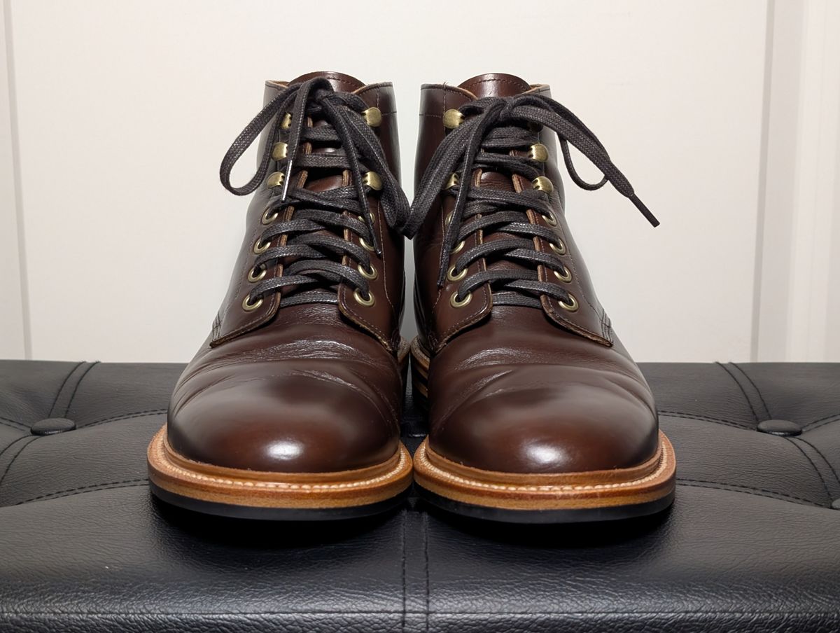 Photo by wistless on December 5, 2024 of the Grant Stone Diesel Boot in Horween Crimson Chromexcel.
