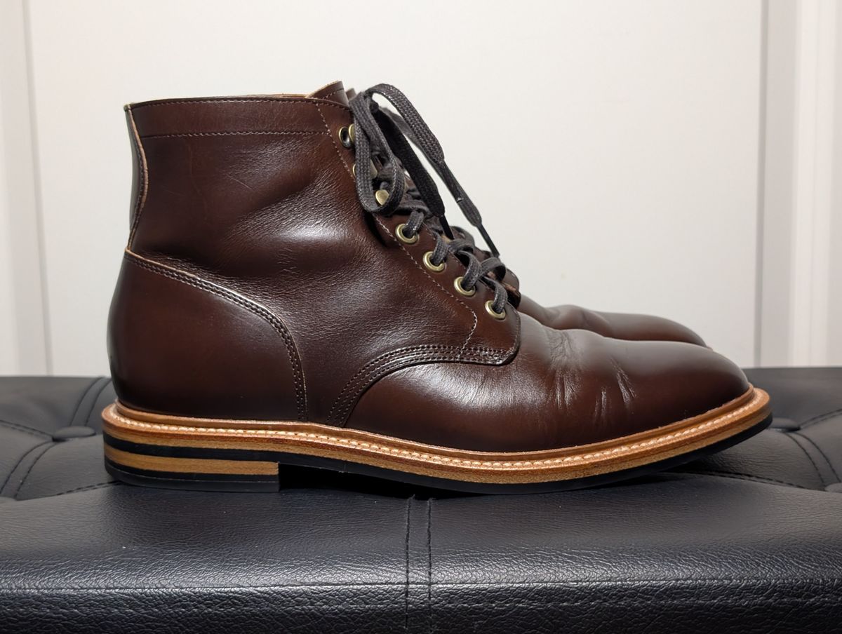 Photo by wistless on December 5, 2024 of the Grant Stone Diesel Boot in Horween Crimson Chromexcel.