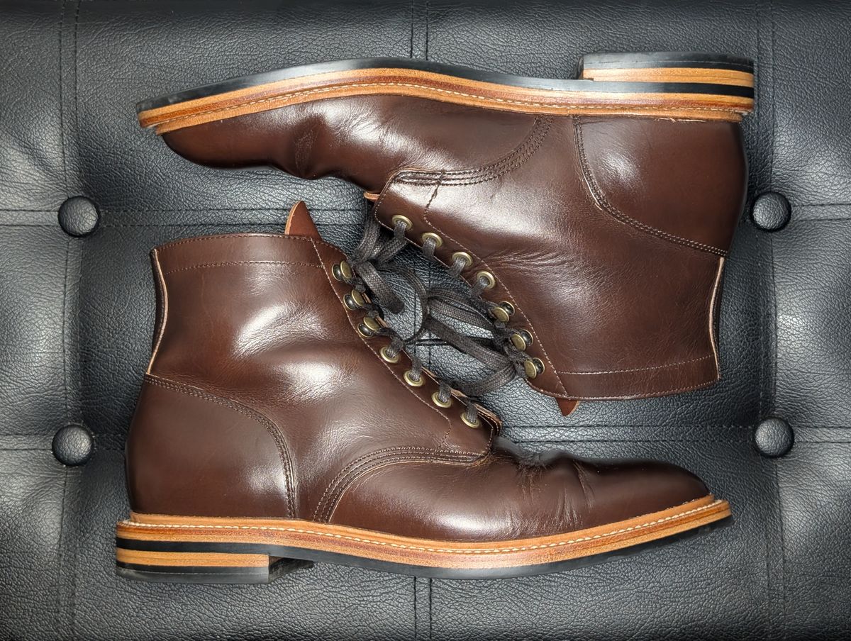 Photo by wistless on January 1, 2025 of the Grant Stone Diesel Boot in Horween Crimson Chromexcel.