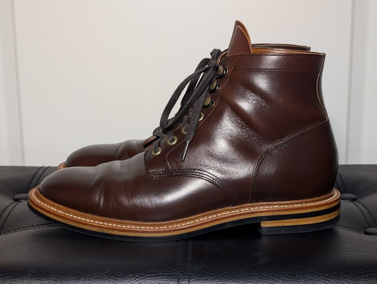 Photo by wistless on February 1, 2025 of the Grant Stone Diesel Boot in Horween Crimson Chromexcel.