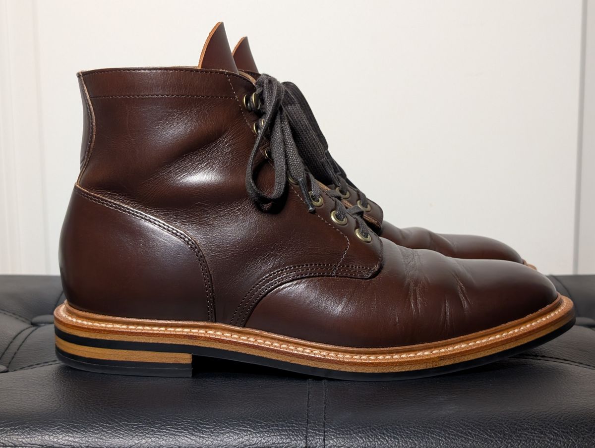 Photo by wistless on February 1, 2025 of the Grant Stone Diesel Boot in Horween Crimson Chromexcel.