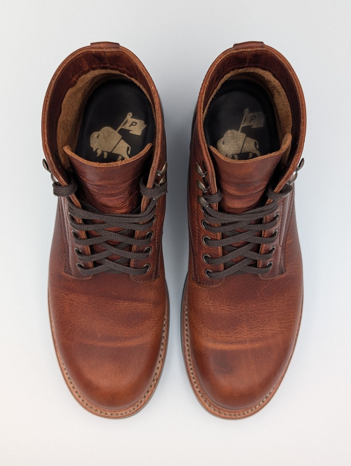 Photo by wistless on November 2, 2025 of the Parkhurst The Allegany in Tumbled Mahogany.