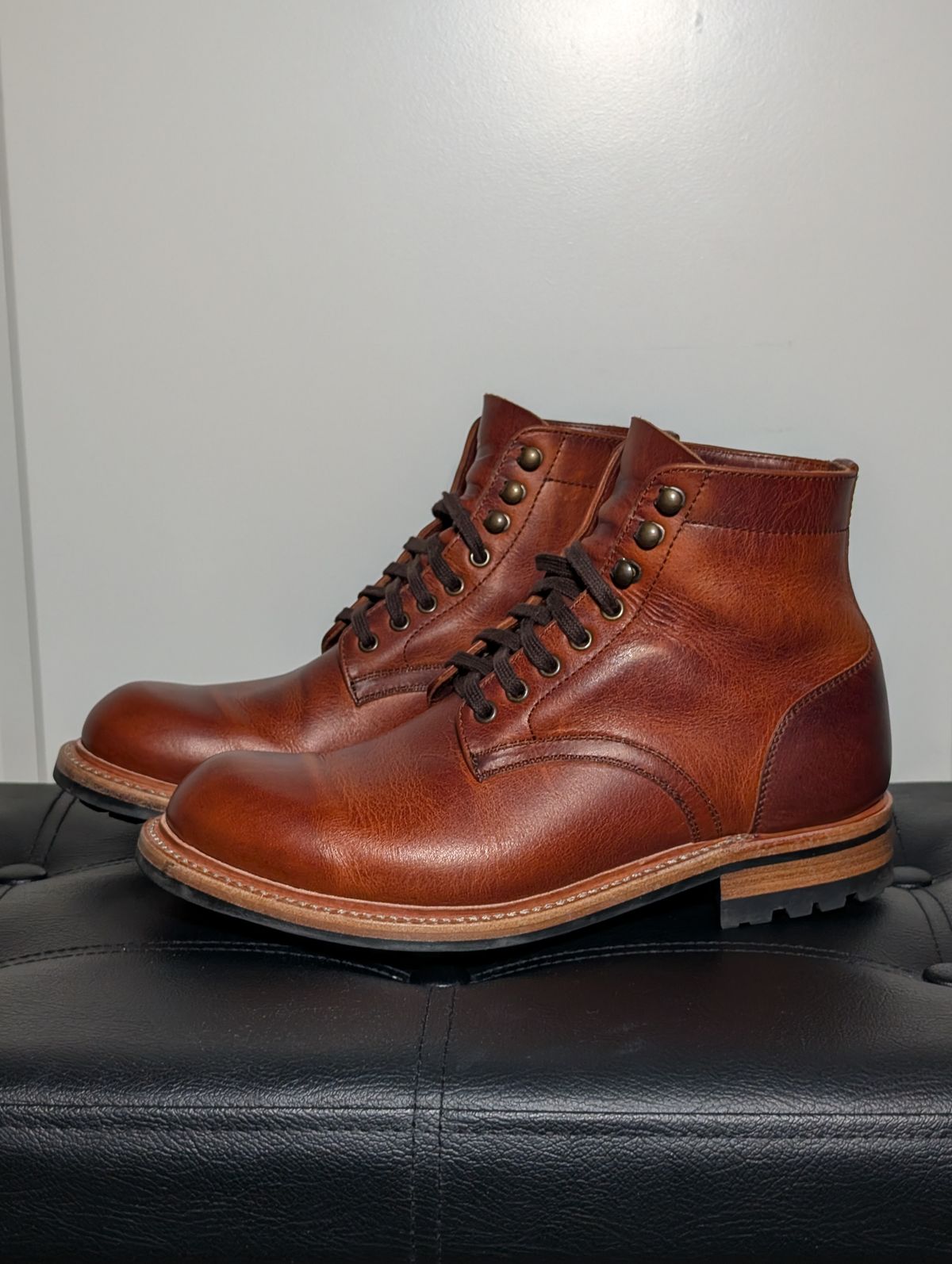 Photo by wistless on January 3, 2026 of the Parkhurst The Allegany in Tumbled Mahogany.