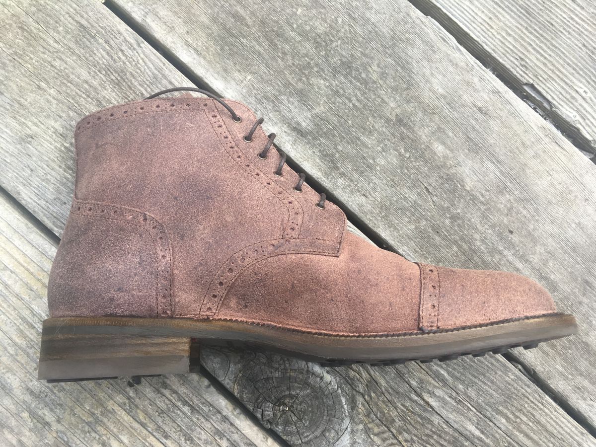 Photo by loralrose on May 25, 2019 of the Rider Boot Co. Irwin in Lo Stivale Olive Reverso Calf.
