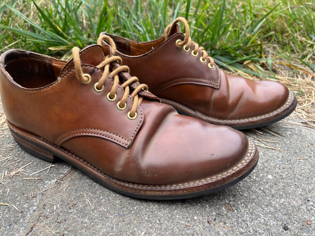 Photo by loralrose on August 11, 2024 of the Truman Derby in Horween Unglazed Natural Shell Cordovan.