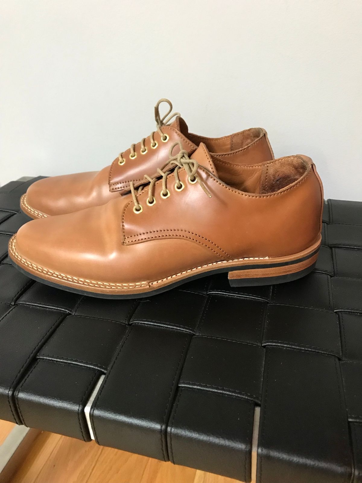 Photo by loralrose on December 31, 2019 of the Truman Derby in Horween Unglazed Natural Shell Cordovan.