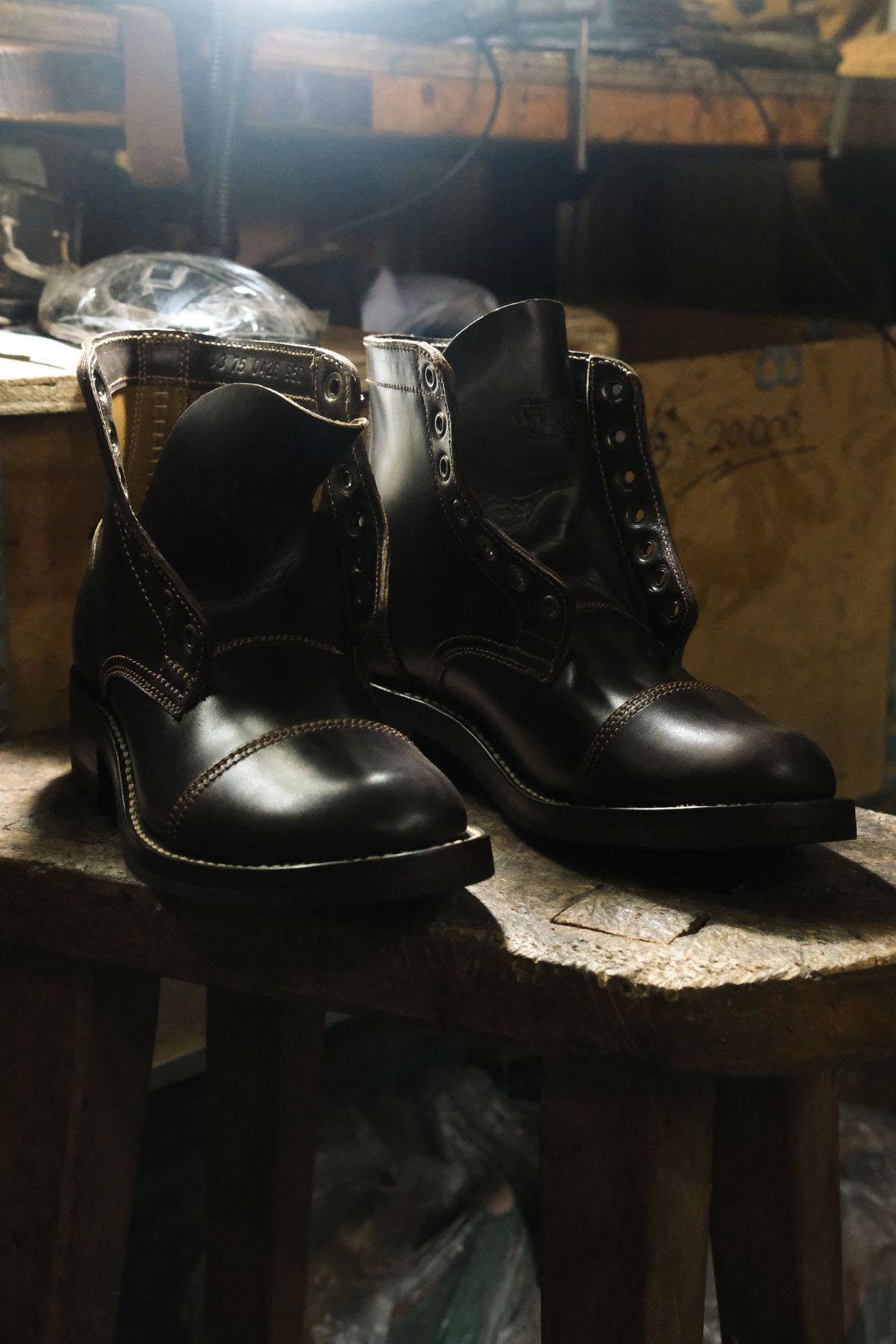 Photo by Boot.Stomp on March 20, 2026 of the Willie's Handmade Boots Cap Toe Service Boot in Maryam Olive Horserump Overdyed Dark Brown.