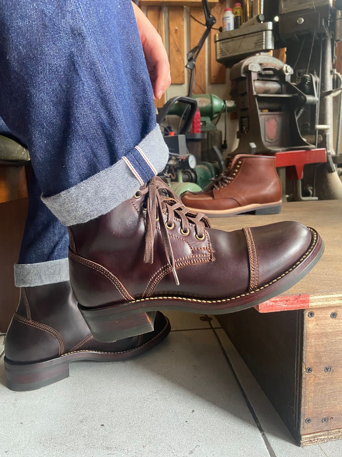 Photo by Boot.Stomp on March 21, 2026 of the Willie's Handmade Boots Cap Toe Service Boot in Maryam Olive Horserump Overdyed Dark Brown.