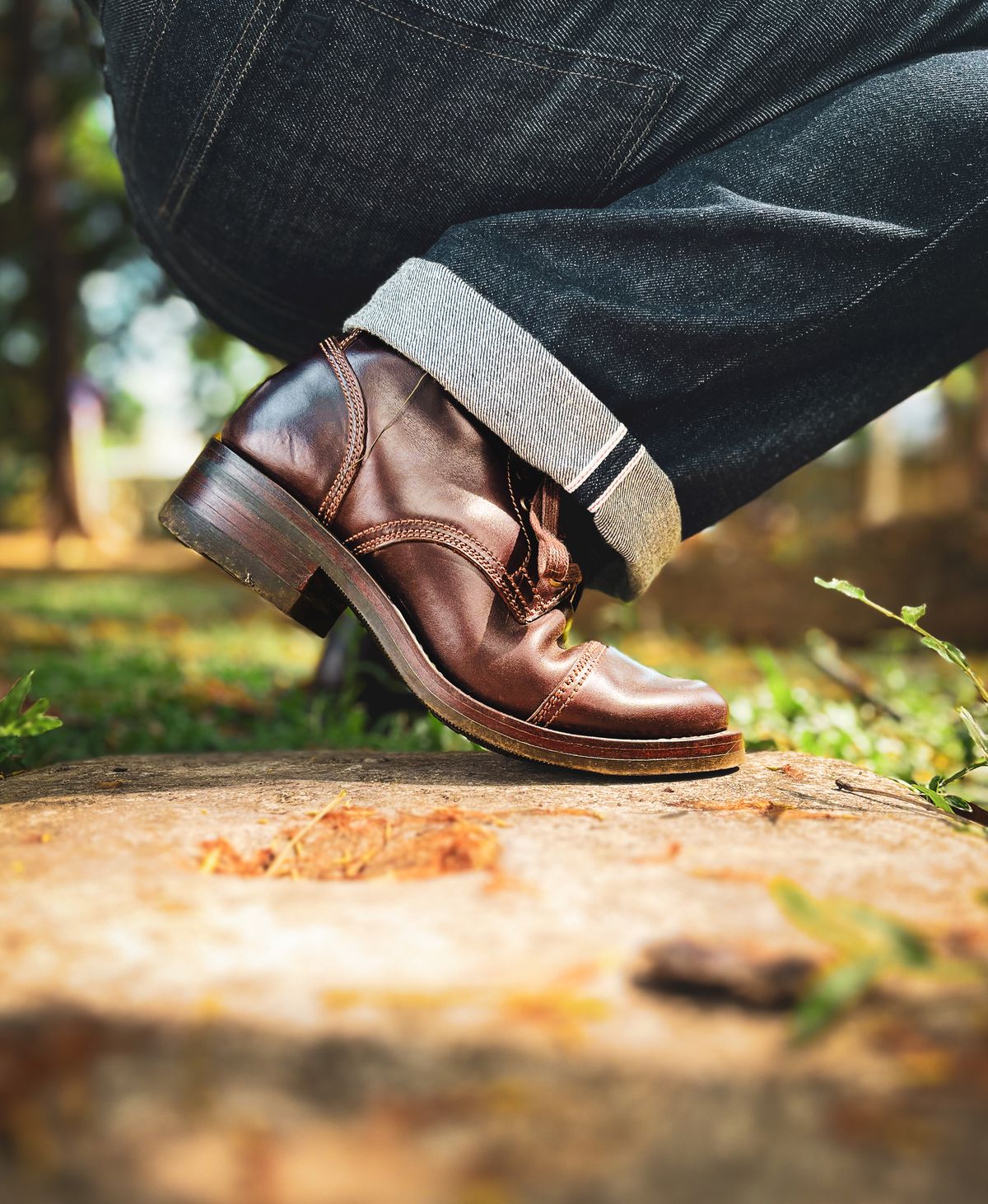 Photo by Boot.Stomp on March 25, 2026 of the Willie's Handmade Boots Cap Toe Service Boot in Maryam Olive Horserump Overdyed Dark Brown.