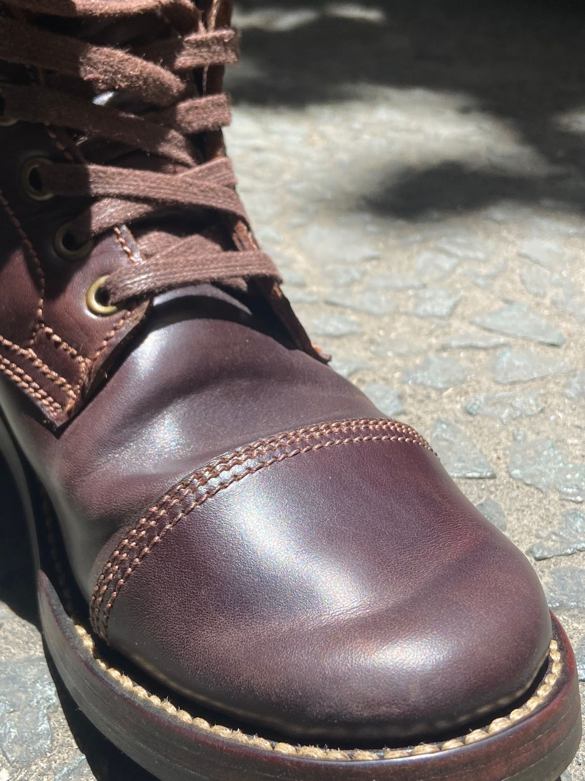 Photo by Boot.Stomp on May 6, 2026 of the Willie's Handmade Boots Cap Toe Service Boot in Maryam Olive Horserump Overdyed Dark Brown.