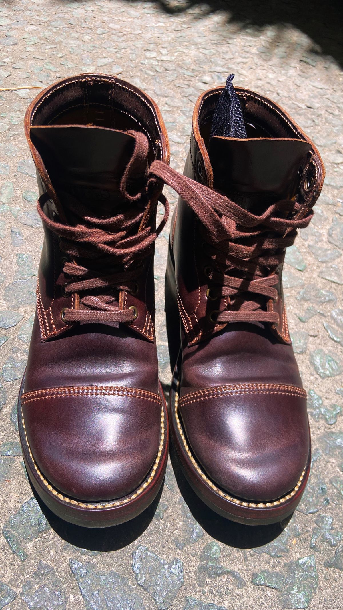 Photo by Boot.Stomp on May 30, 2026 of the Willie's Handmade Boots Cap Toe Service Boot in Maryam Olive Horserump Overdyed Dark Brown.