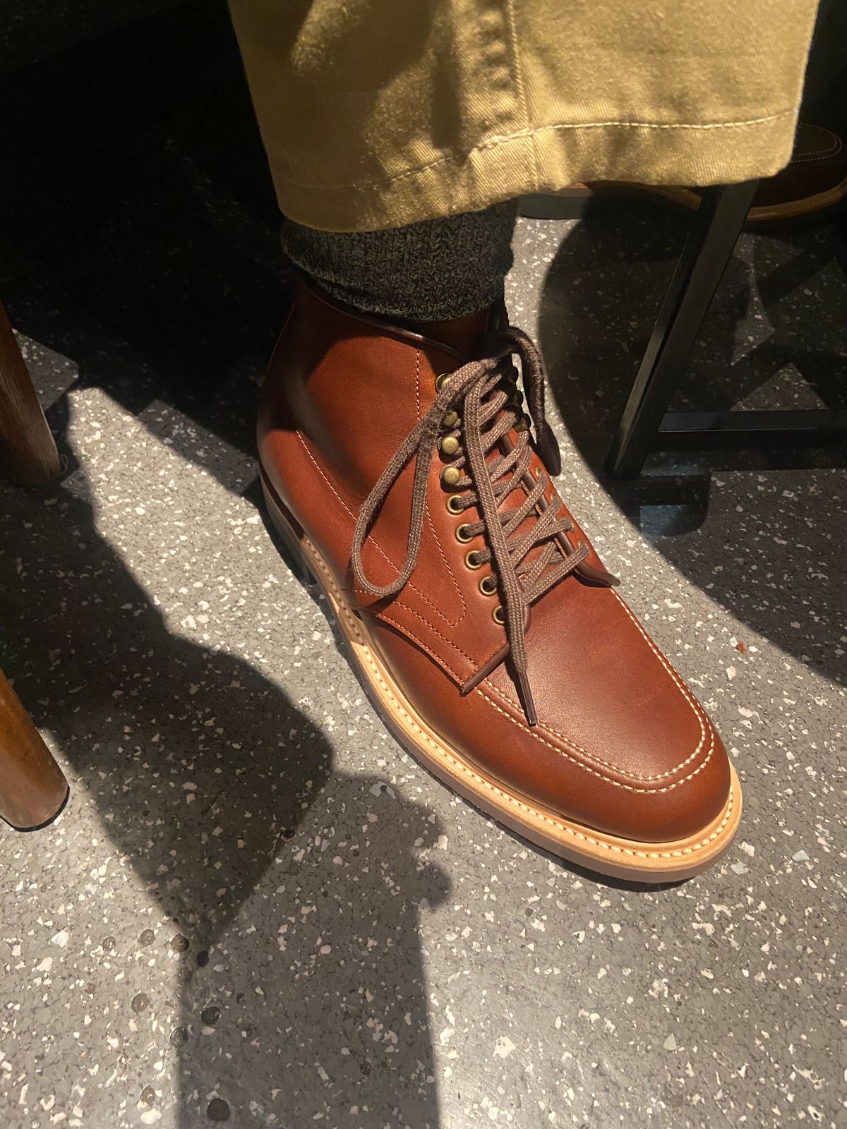 Photo by Boot.Stomp on March 17, 2026 of the Luosjiet Indiana Moctoe Boot (Brown Full Grain Pull-Up Cowhide) in Brown Full Grain Pull-Up Cowhide.