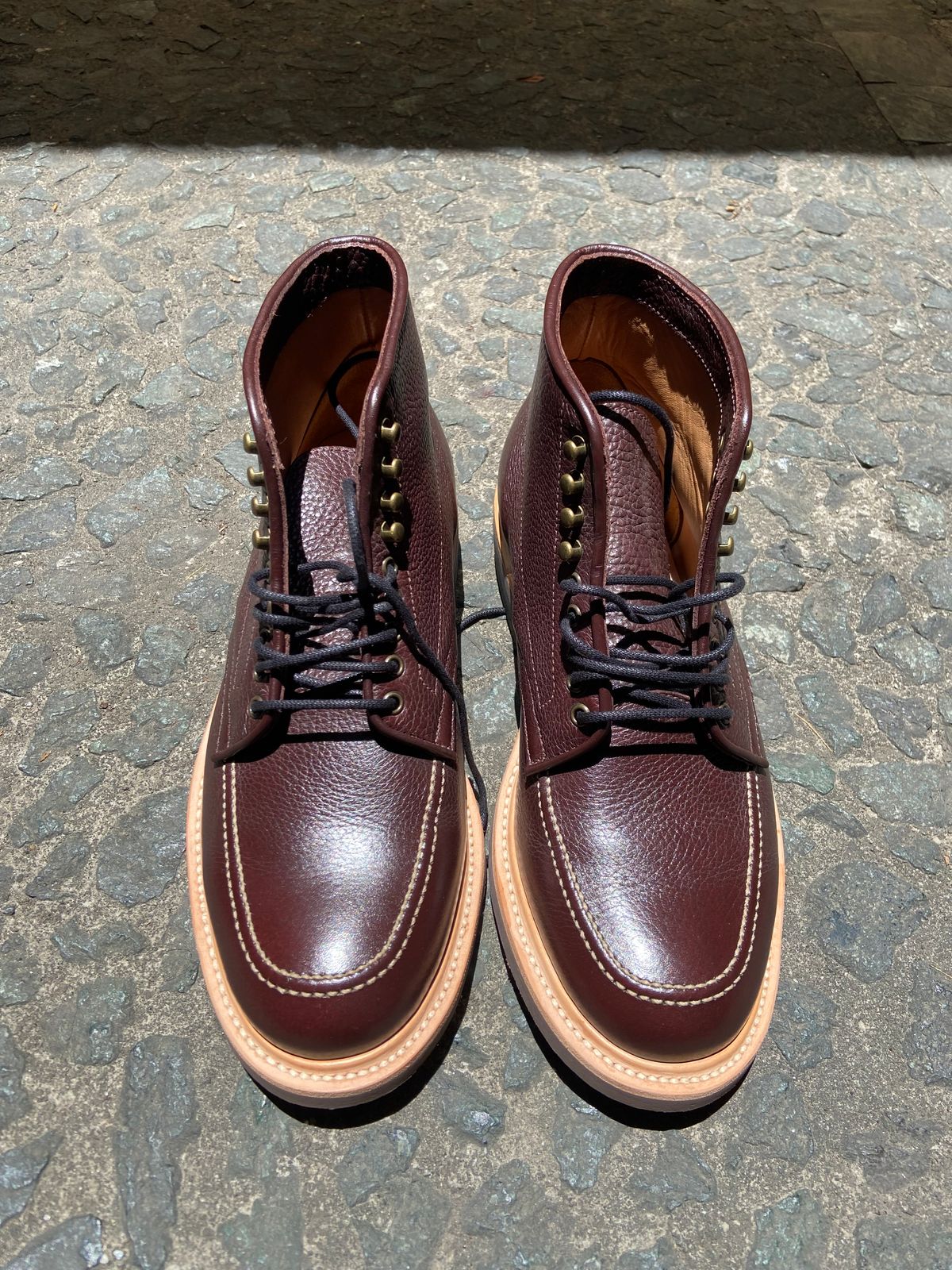 Photo by Boot.Stomp on May 21, 2026 of the Luosjiet Indiana Moctoe Boot in Dark Brown Lychee.