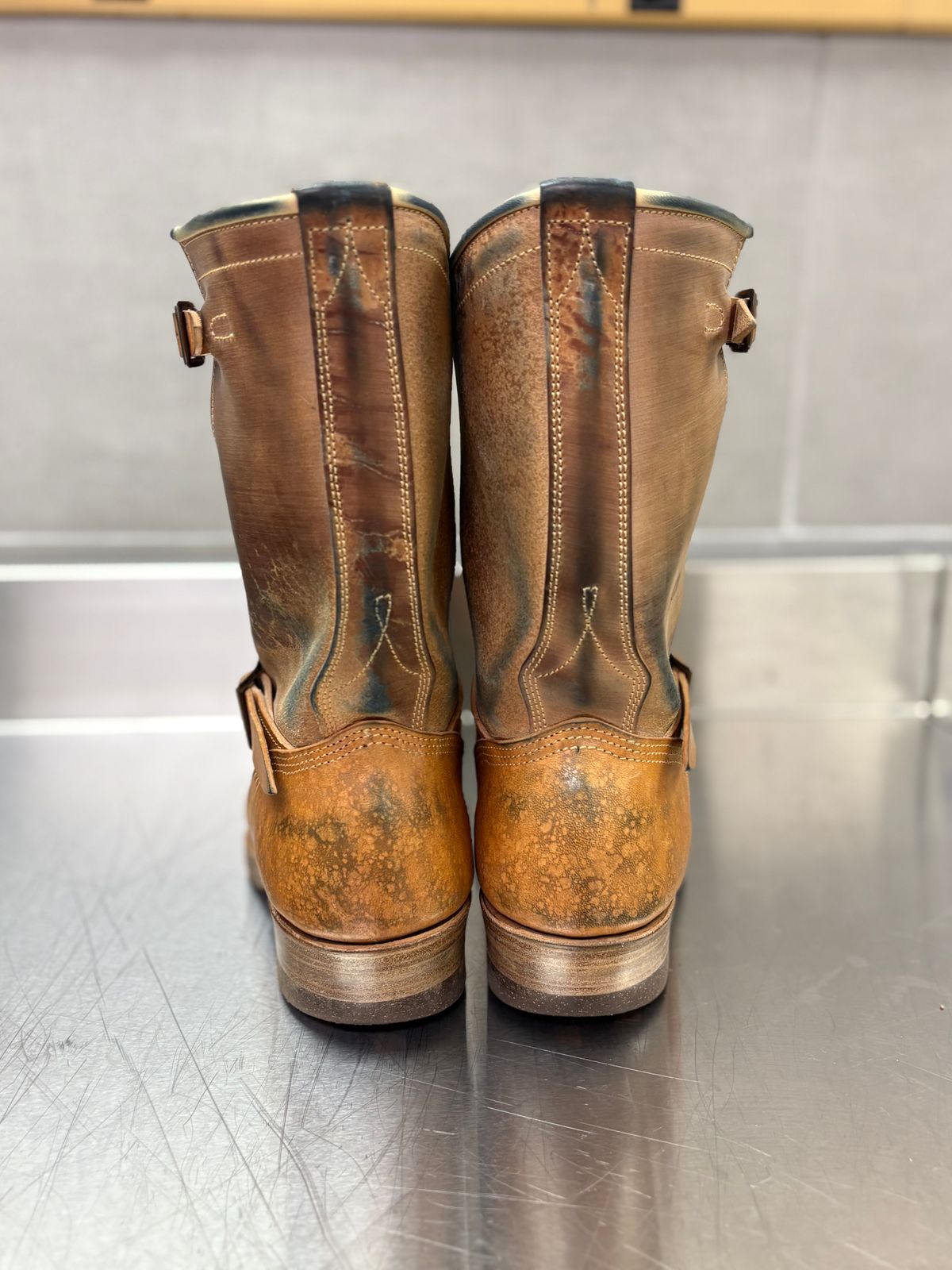 Photo by Bossa on November 5, 2025 of the Unsung House Desert Fever Dream in Maryam Natural Rovescio Sego Horsebutt.