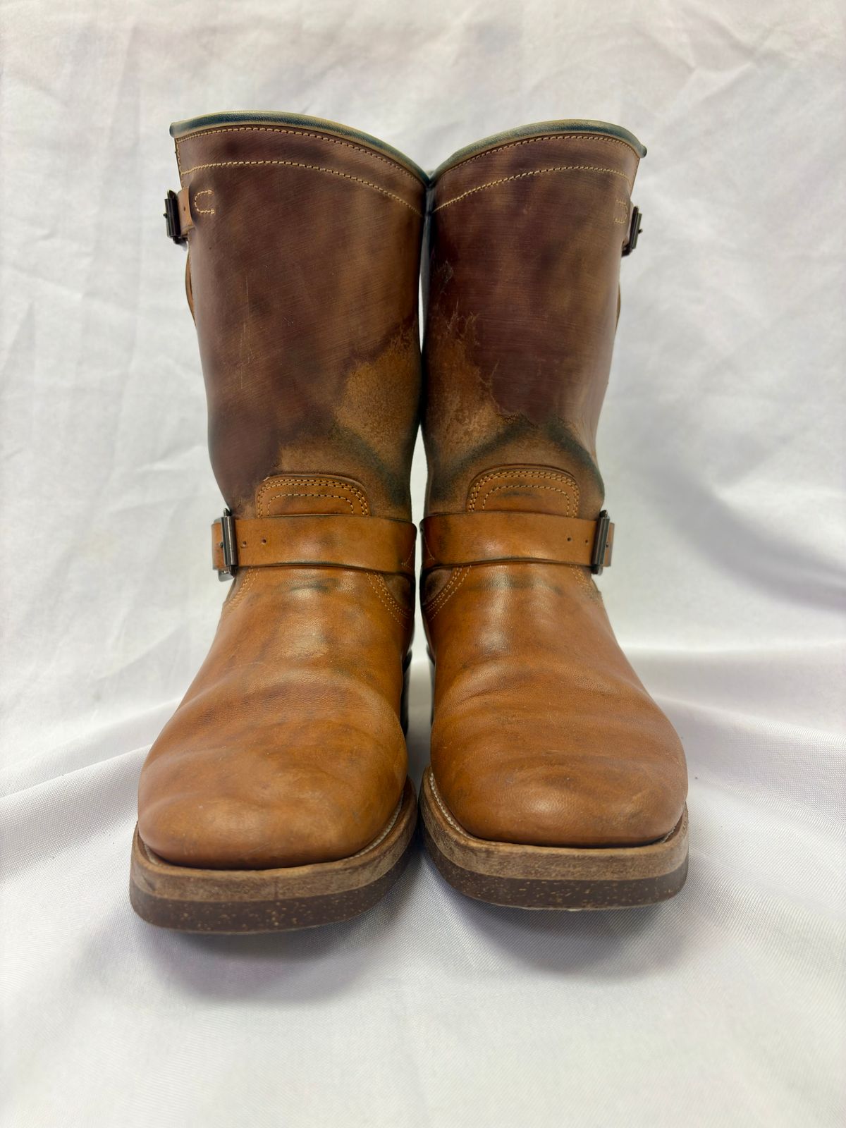 Photo by Bossa on December 5, 2025 of the Unsung House Desert Fever Dream in Maryam Natural Rovescio Sego Horsebutt.