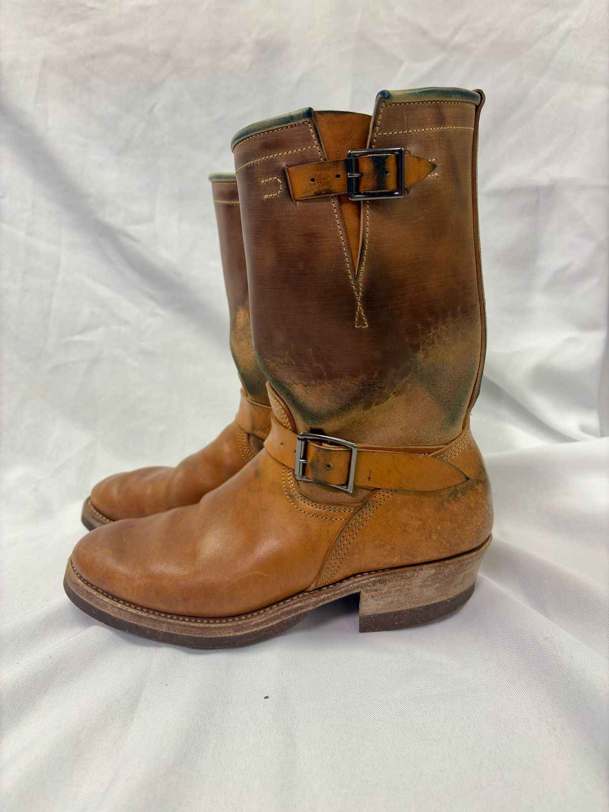 Photo by Bossa on December 5, 2025 of the Unsung House Desert Fever Dream in Maryam Natural Rovescio Sego Horsebutt.