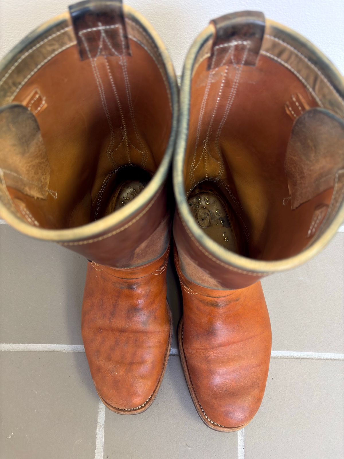 Photo by Bossa on March 4, 2026 of the Unsung House Desert Fever Dream in Maryam Natural Rovescio Sego Horsebutt.