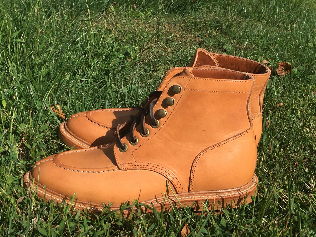 Photo by Bossa on October 1, 2024 of the Grant Stone Ottawa Boot in Badalassi Carlo Natural Minerva.