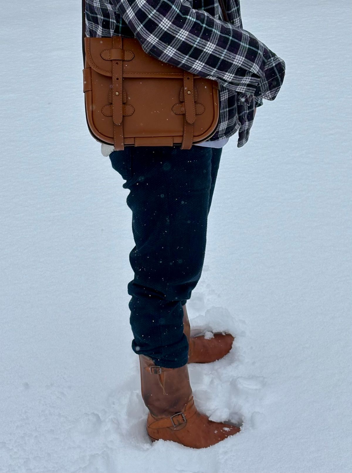 Photo by Bossa on December 2, 2025 of the Cravar D.S. M Sand in Pit Vegetable Tanned Cowhide.