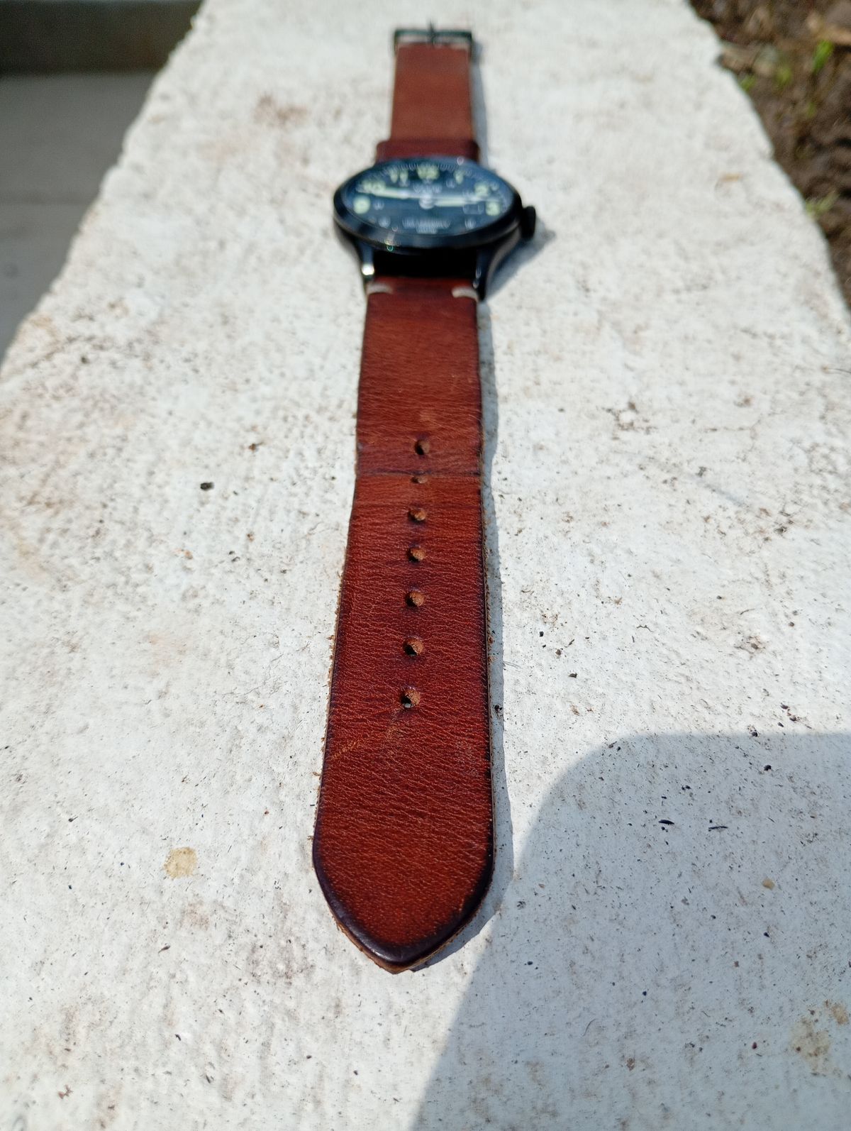 Photo by willisca on March 4, 2026 of the Threaded Leather Co. The Hudson in Horween English Tan Dublin.