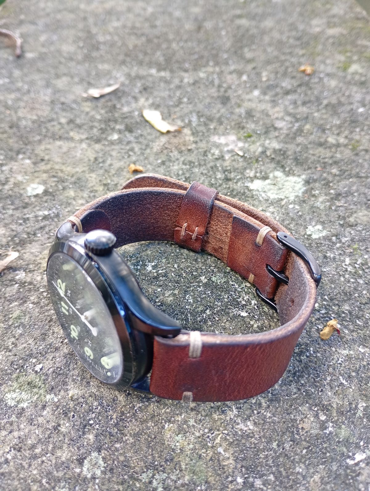 Photo by willisca on April 5, 2026 of the Threaded Leather Co. The Hudson in Horween English Tan Dublin.