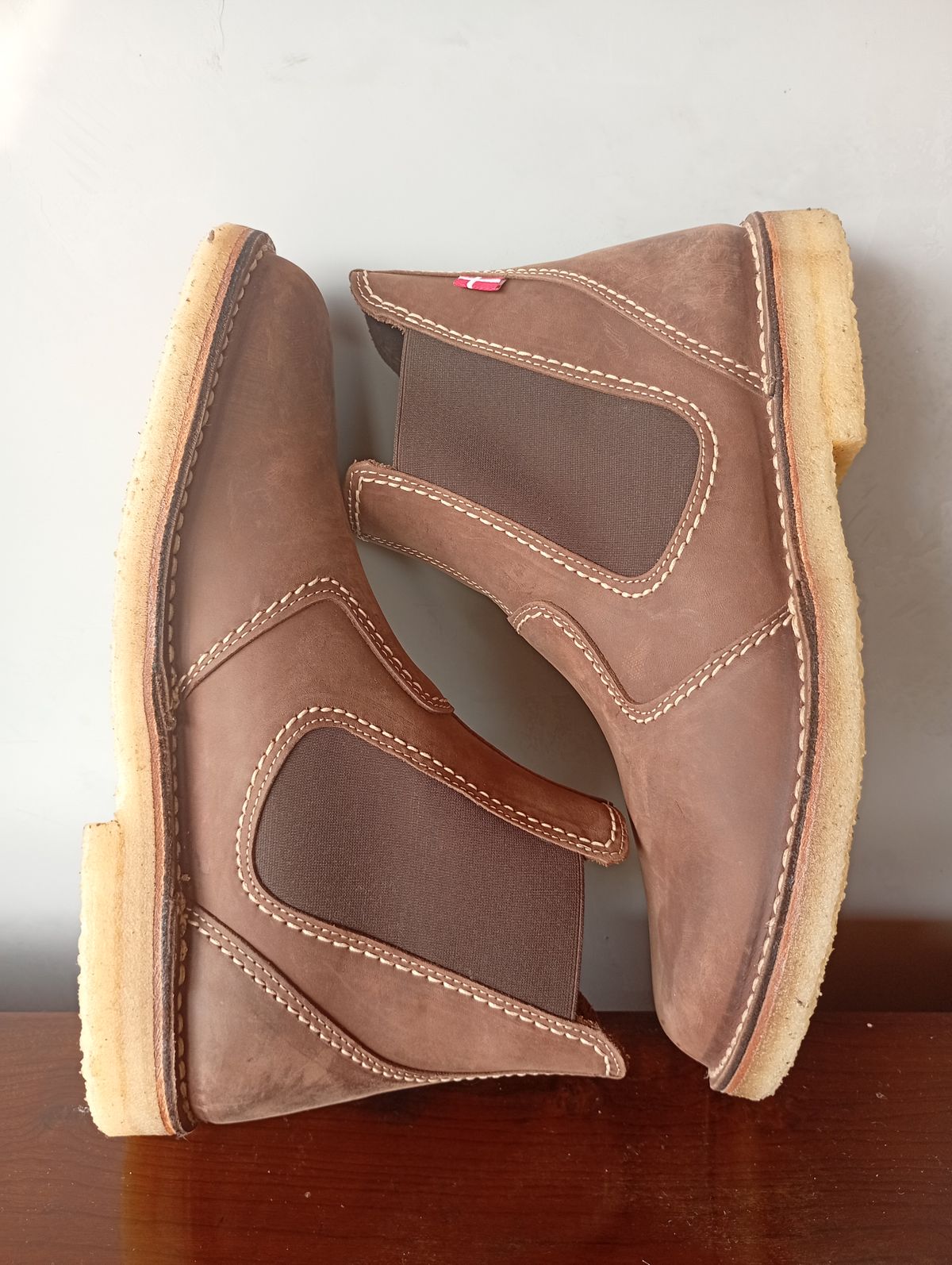 Photo by willisca on October 1, 2025 of the Duckfeet Roskilde in Terracare Cocoa.