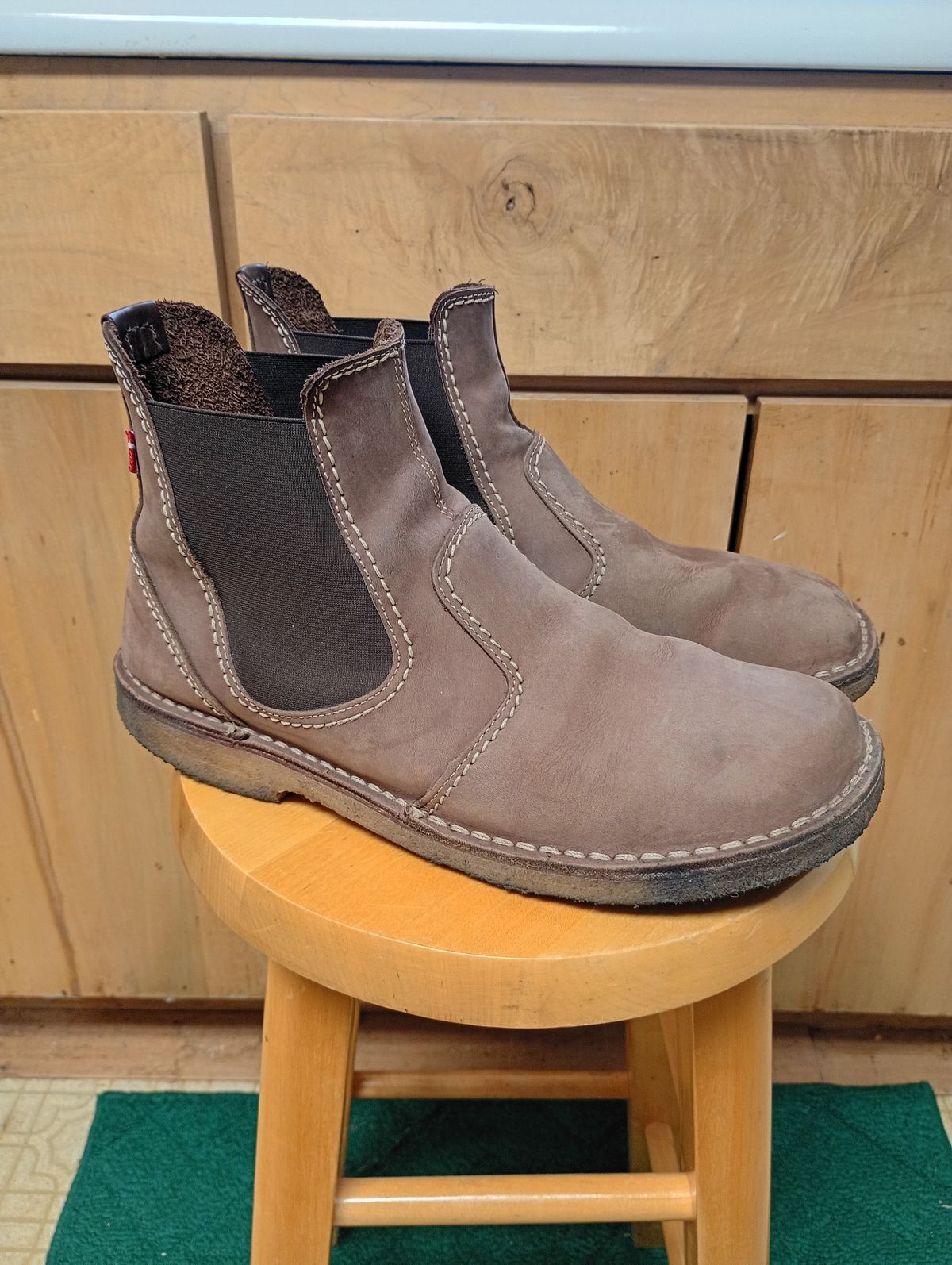 Photo by willisca on November 4, 2025 of the Duckfeet Roskilde in Terracare Cocoa.