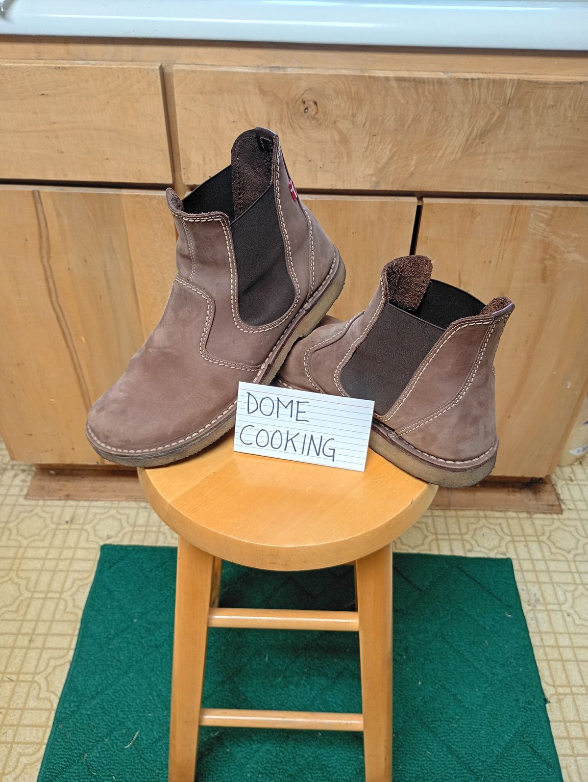 Photo by willisca on November 4, 2025 of the Duckfeet Roskilde in Terracare Cocoa.