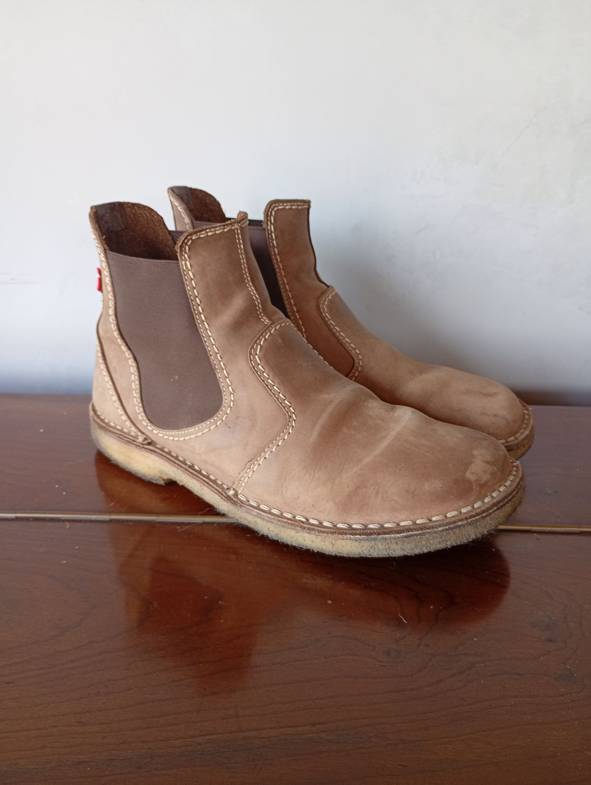 Photo by willisca on December 5, 2025 of the Duckfeet Roskilde in Terracare Cocoa.