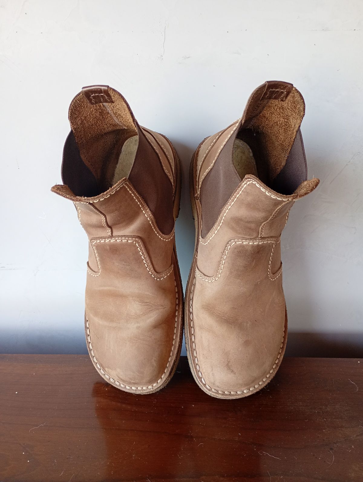 Photo by willisca on December 5, 2025 of the Duckfeet Roskilde in Terracare Cocoa.