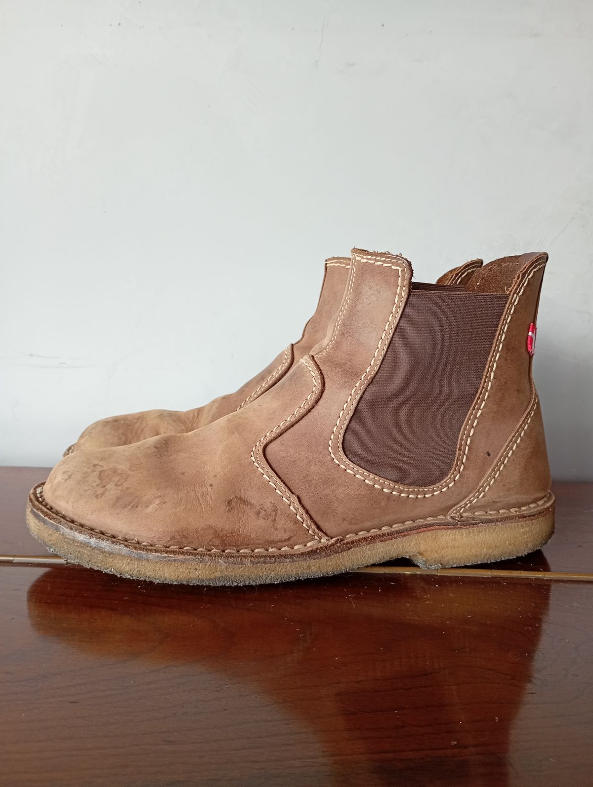 Photo by willisca on February 3, 2026 of the Duckfeet Roskilde in Terracare Cocoa.