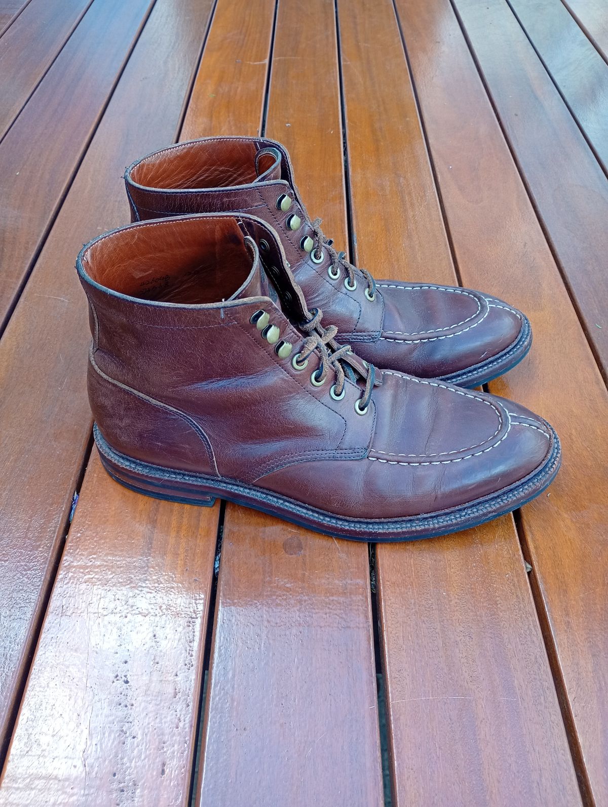 Photo by willisca on September 17, 2025 of the Grant Stone Ottawa Boot in Horween Crimson Chromexcel.