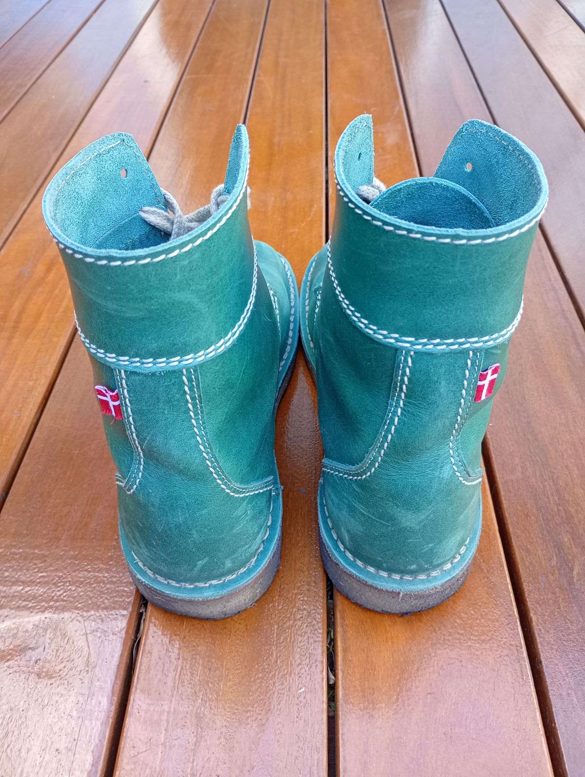 Photo by willisca on September 17, 2025 of the Duckfeet Faborg in Terracare Turquoise-Green.