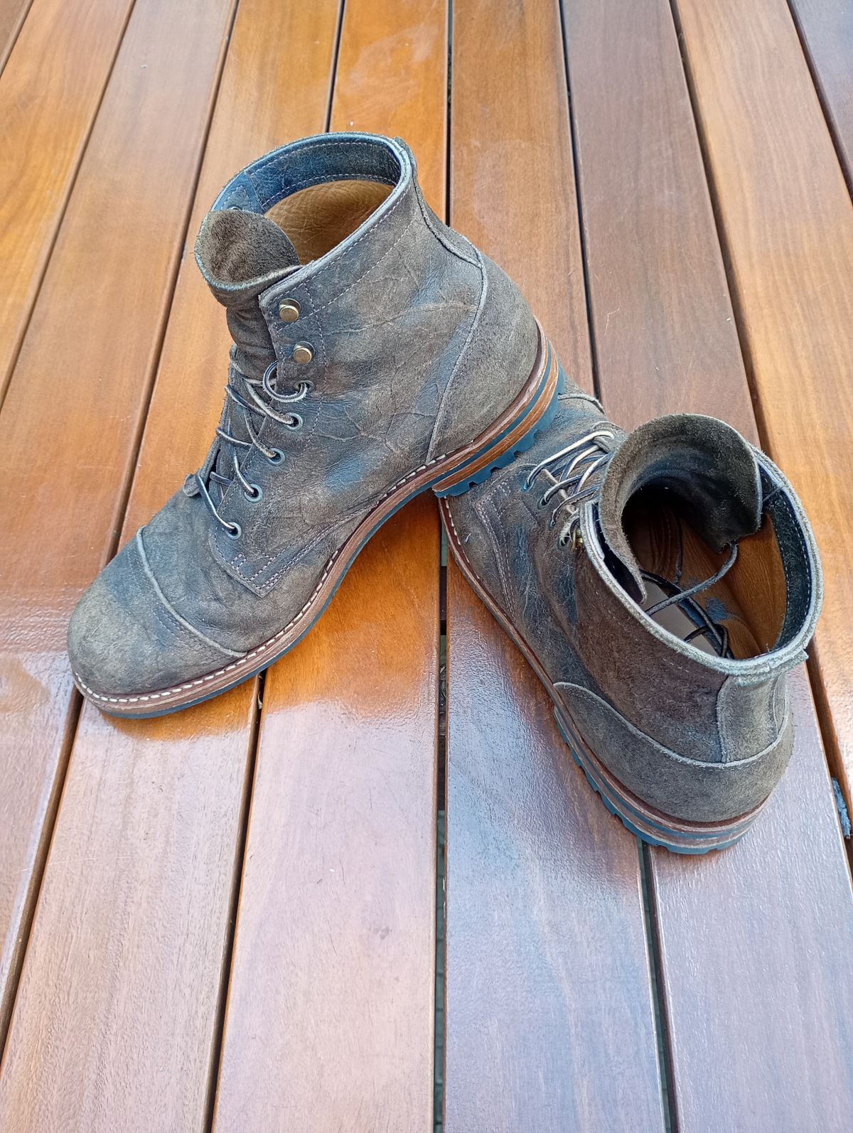 Photo by willisca on September 17, 2025 of the Truman Cap Toe Boot in C.F. Stead Stone Rambler.