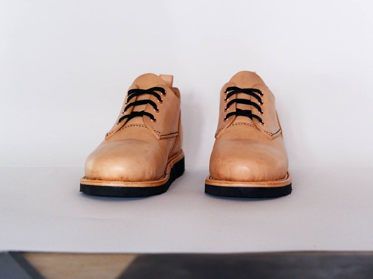 Photo by yozff on November 4, 2025 of the Joseph Curle Custom Model in Unknown Natural Veg Tan.