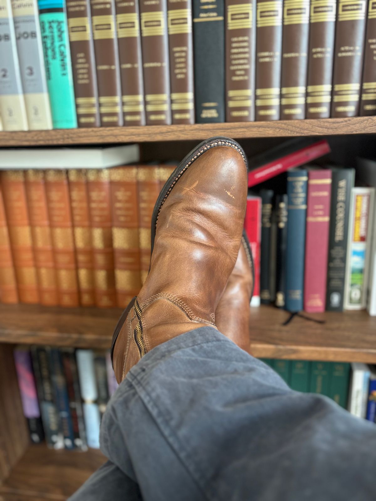 Photo by pricecochran13 on July 9, 2026 of the Grant Stone Elias in Horween Dune Chromexcel.