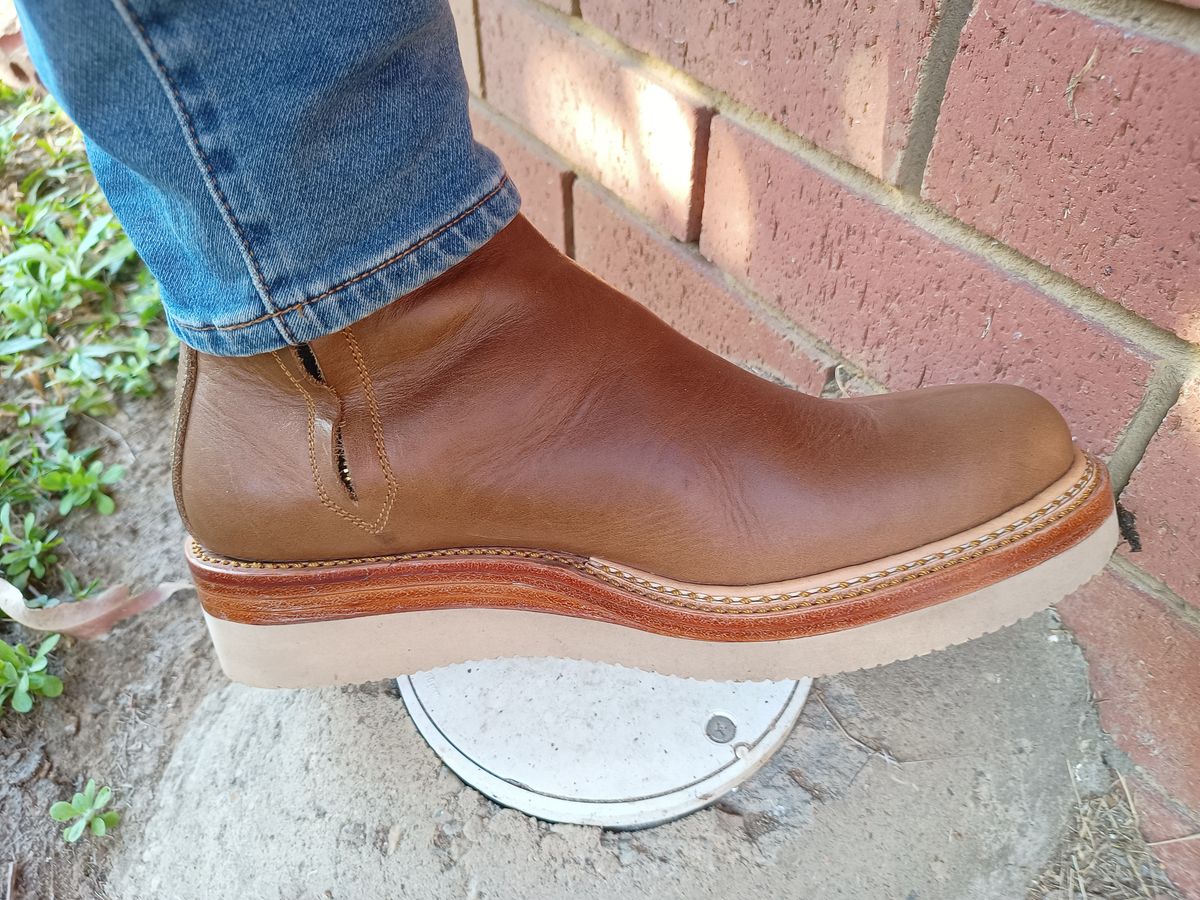 Photo by repk85 on July 19, 2025 of the Fortis Boots Side Zip in Horween Natural Chromexcel.