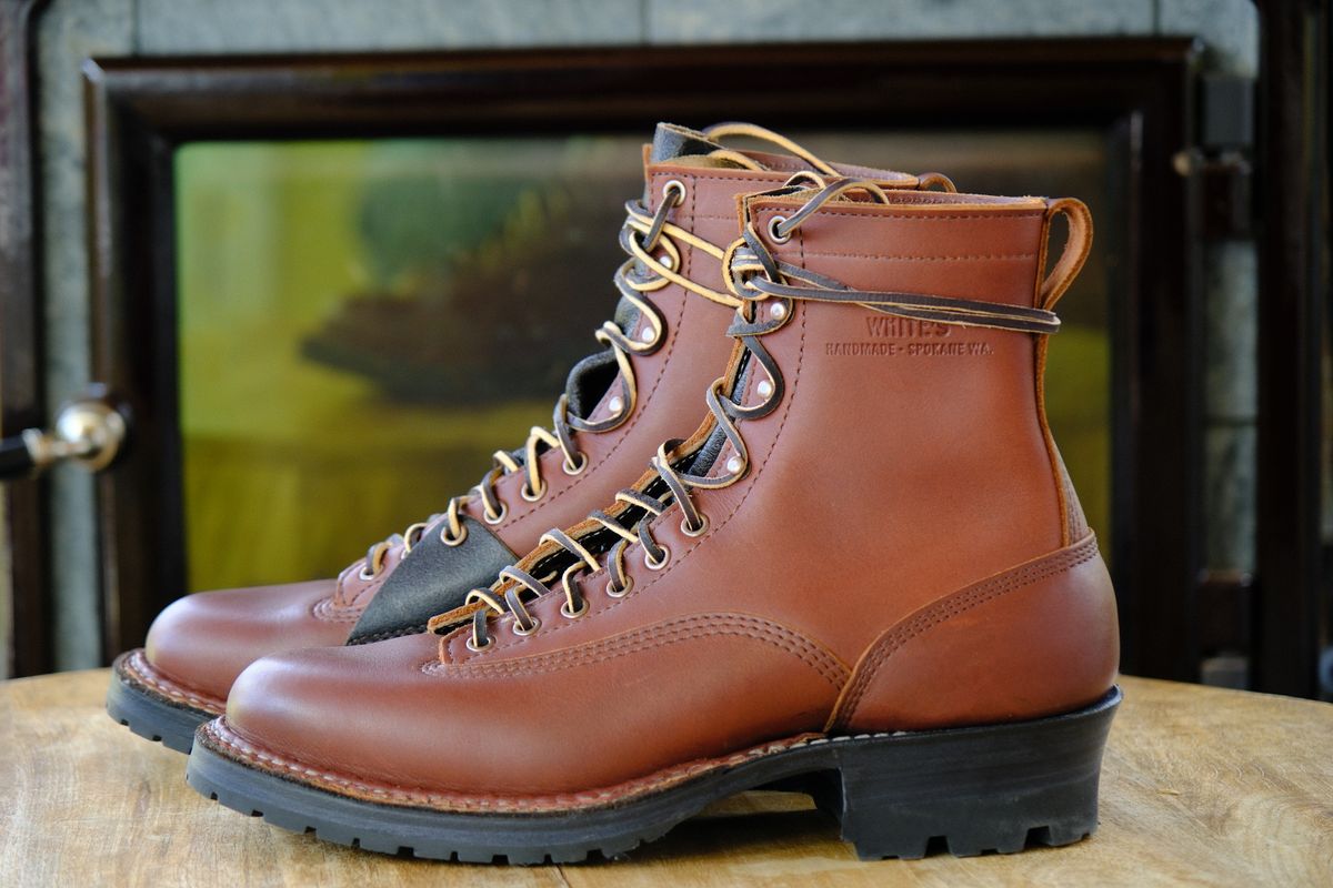 Photo by stitchdown_collabs on October 15, 2024 of the White's Whites X Stitchdown Cliff Boot in Seidel Red Dog Oil Tan & Horween Black Waxed Flesh.