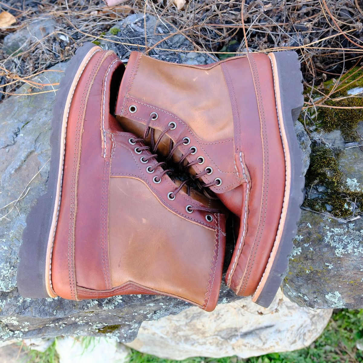 Photo by stitchdown_collabs on November 5, 2024 of the Russell Moccasin Co. Stitchdown X Russell Moccasin “Doppio” PH in Seidel British Tan Double Shot & Seidel Sesame Double Shot.