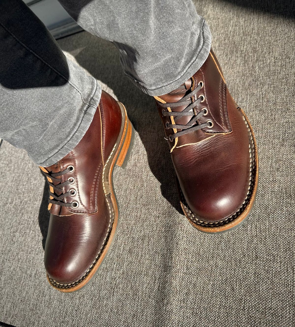 Photo by Mario357 on January 16, 2026 of the White's C350 Cruiser in Seidel Brown Double Shot.