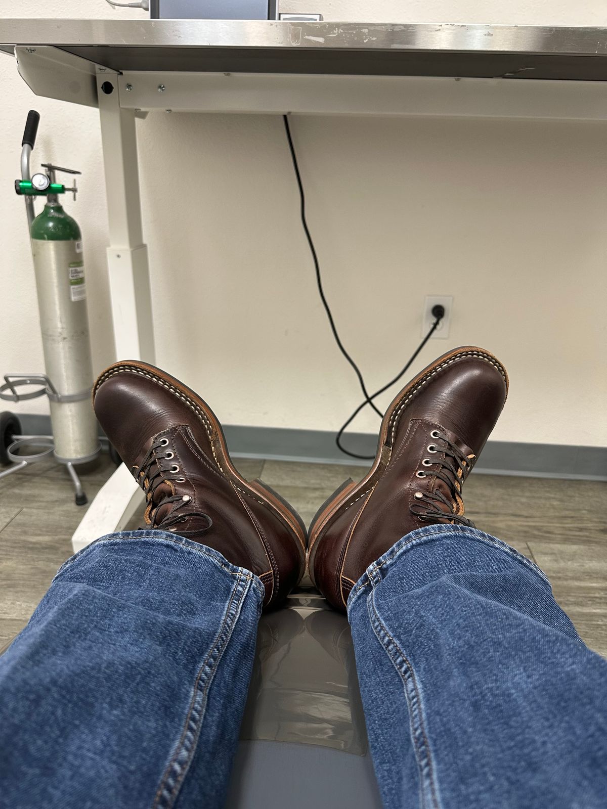 Photo by Mario357 on January 19, 2026 of the White's C350 Cruiser in Seidel Brown Double Shot.