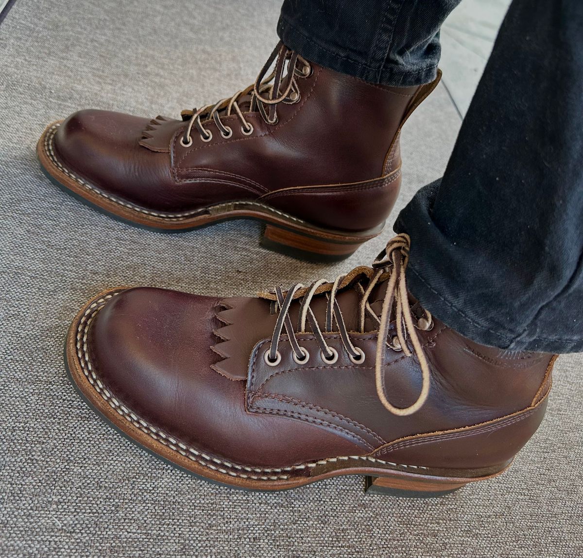 Photo by Mario357 on February 4, 2026 of the White's C350 Cruiser in Seidel Brown Double Shot.