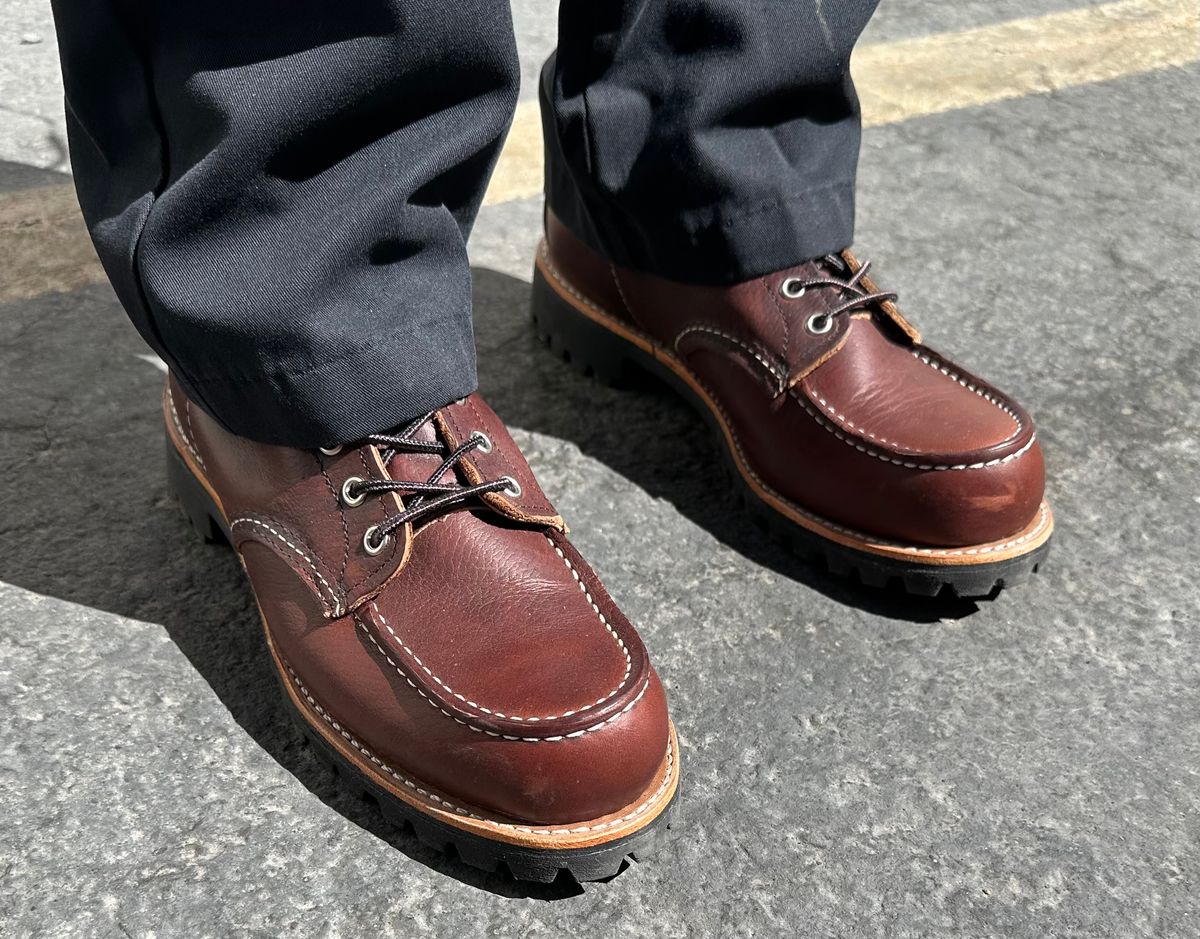 Photo by Mario357 on September 8, 2025 of the Red Wing Roughneck in S.B. Foot Briar Oil Slick.