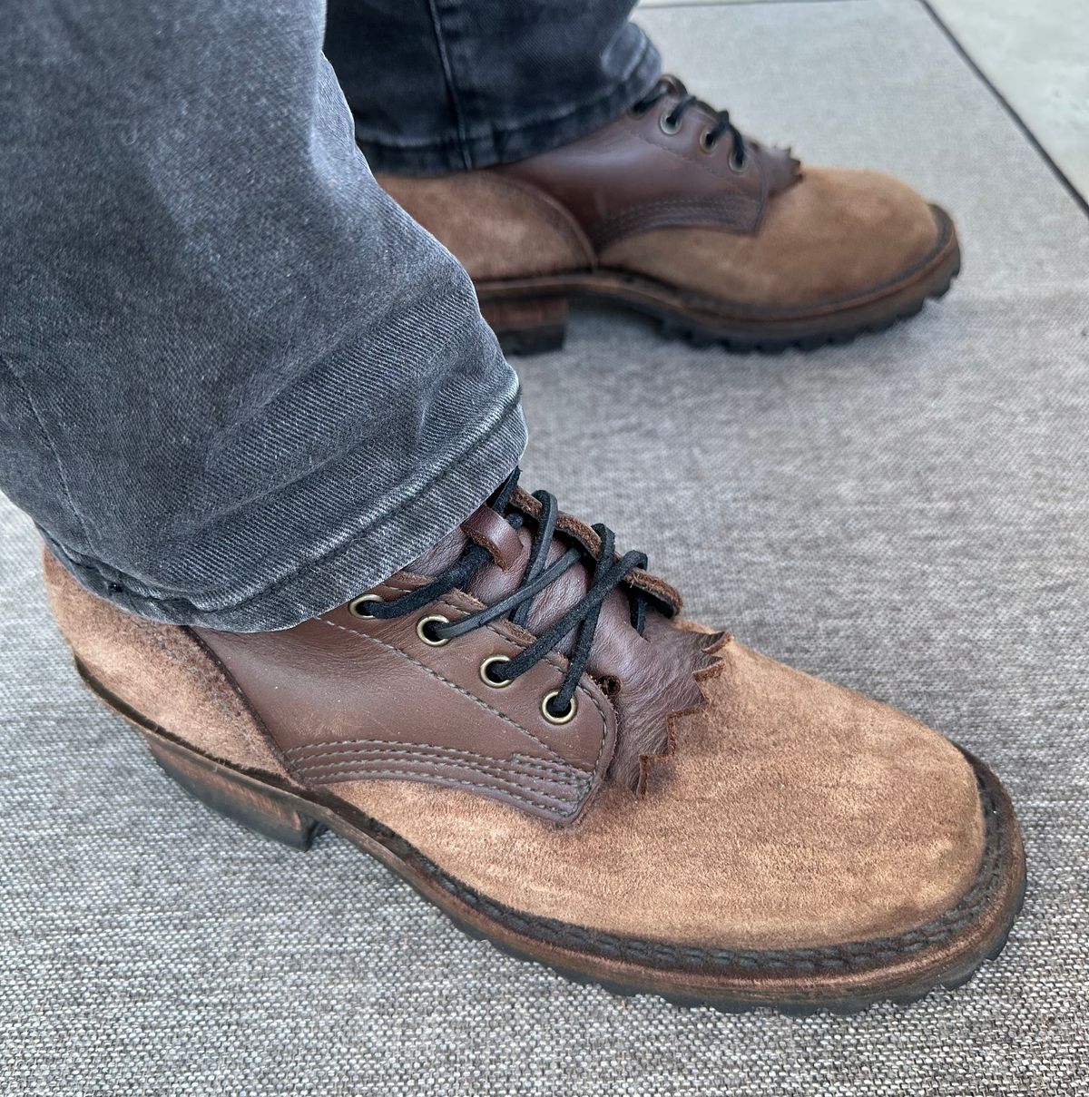 Photo by Mario357 on April 15, 2026 of the JK Boots Superduty in Seidel Chocolate Oil Tan Roughout.