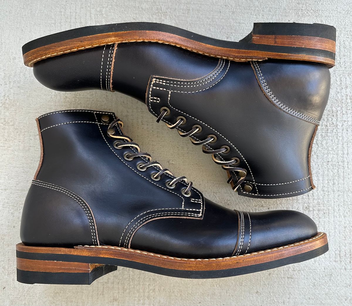Photo by Mario357 on October 30, 2025 of the Truman Cap Toe Boot in Seidel Charcoal Double Shot.